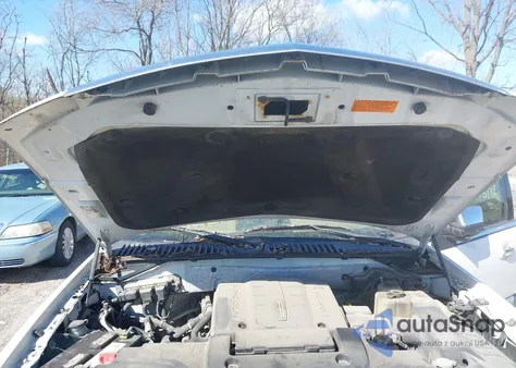 2010 Lincoln Navigator из США, поврежденный, VIN 5LMJJ2J50AEJ10471